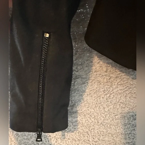 Alice + Olivia Black Suede Cropped Jacket . SZ 6 - Picture 4 of 5